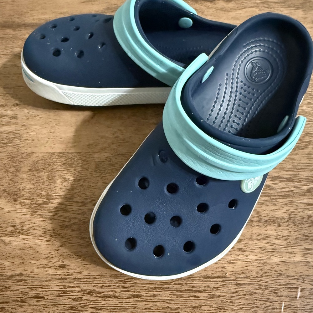 Kids Navy and Aqua Clogs